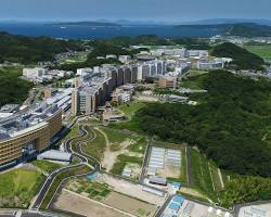 九州大学